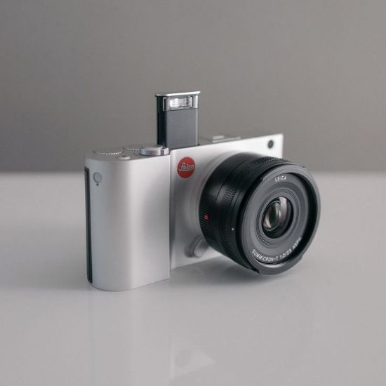 Bild på Leica T Mirrorless Digital Camera
